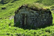 83 Casello in pietra alla Casera di Vedro (1674 m)